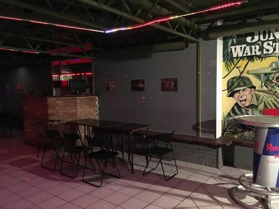 Villa The Bachelor Bar - Bunker | Private Club à Budapest Extérieur photo