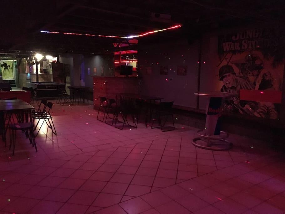 Villa The Bachelor Bar - Bunker | Private Club à Budapest Extérieur photo